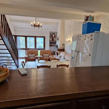 Verdon En Provence - Vue Sur Le D'esparron Sur Verdon إسبارون دي فيردون