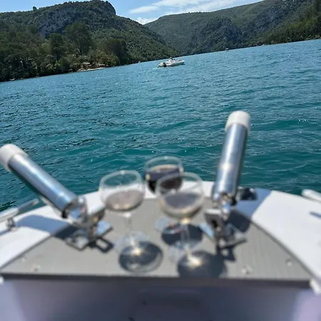 Verdon En Provence - Vue Sur Le D'esparron Sur Verdon *